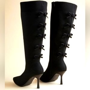 Torrid Bow Back Stiletto Knee Boot size 11.5